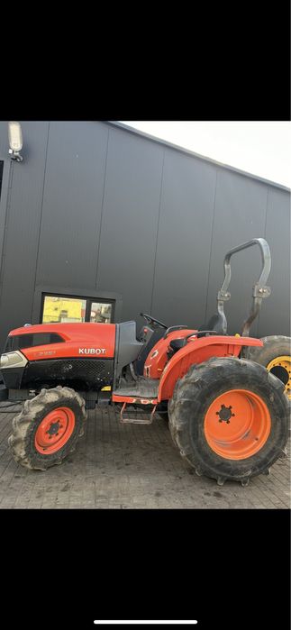 Kubota L2351 sadowniczy Ciągnik komunalny / Kubota M6060