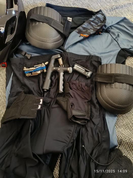 Kit Ciclismo, Camisola, short