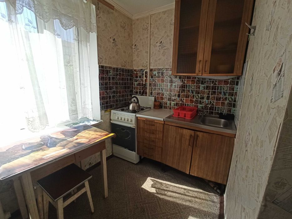 Без комісій. Продаж 1к квартири біля метро Нивки 28м2. Газ. 5/9 поверх