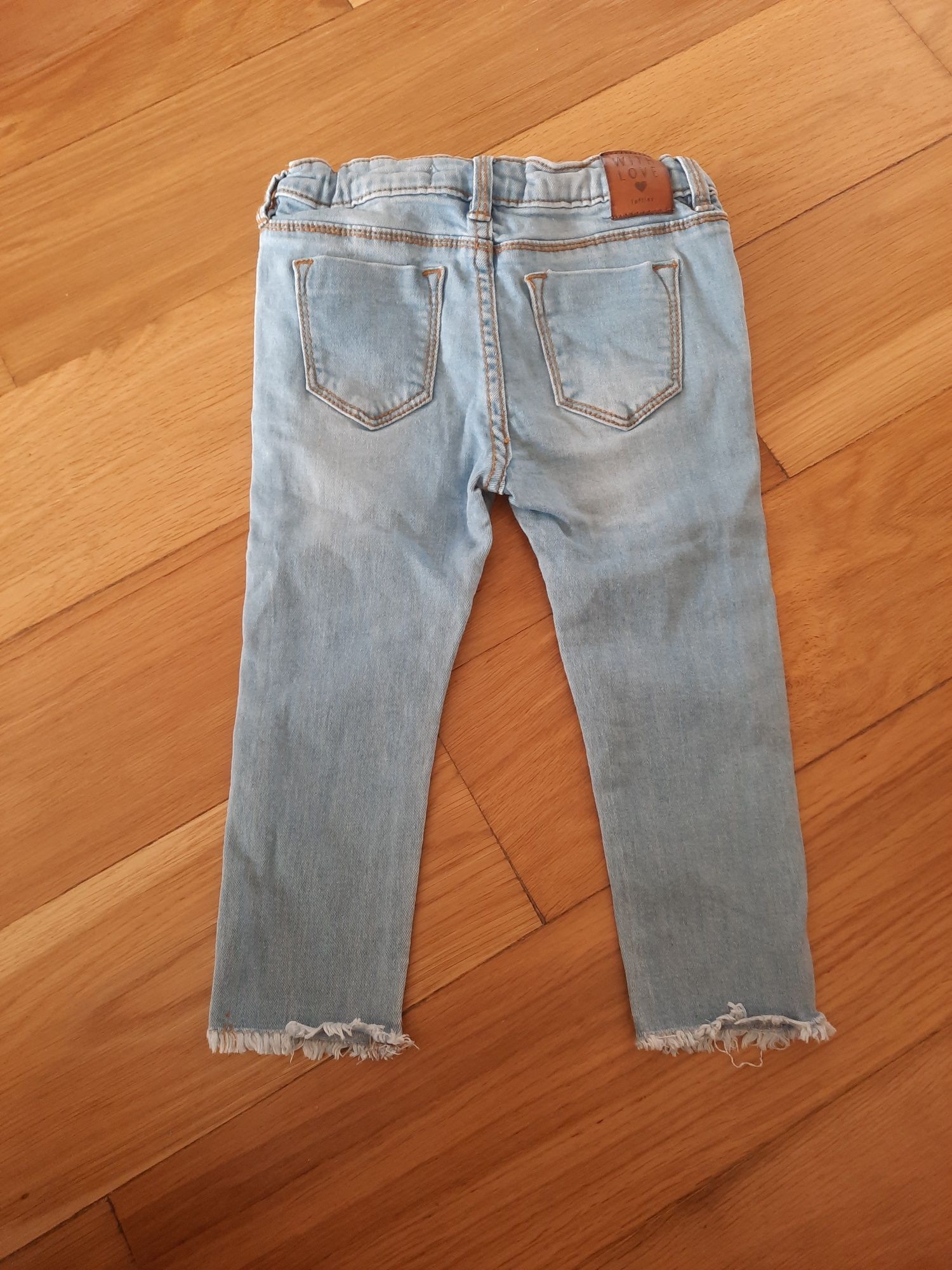 Spodnie jeans Lefties 98