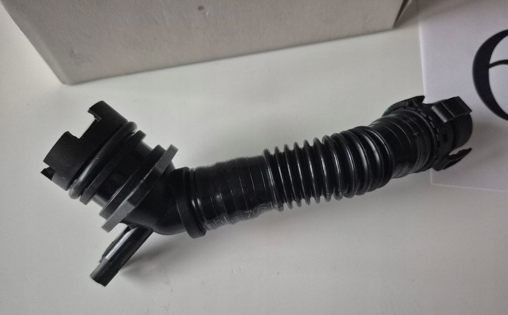 Przewód odpowietrzający Rura Odma BMW E82 E88