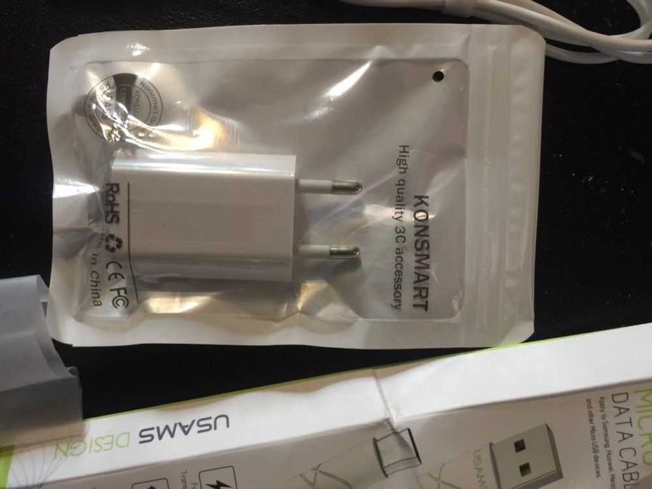 Качественное зарядное устройство KONSMART для Iphone