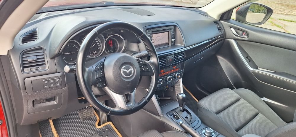 MAZDA CX-5 SkyActiv-D 2.2диз. Автомат Aisin