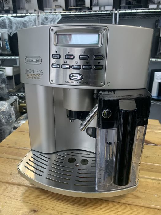 Кавомашина Delonghi Magnifica Automatic Cappuccino