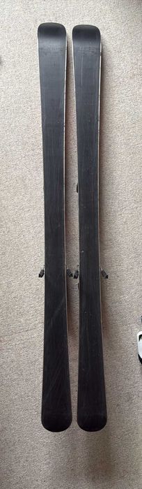Narty Salomon Verse 7W 150 cm z wiązaniami – stan idealny