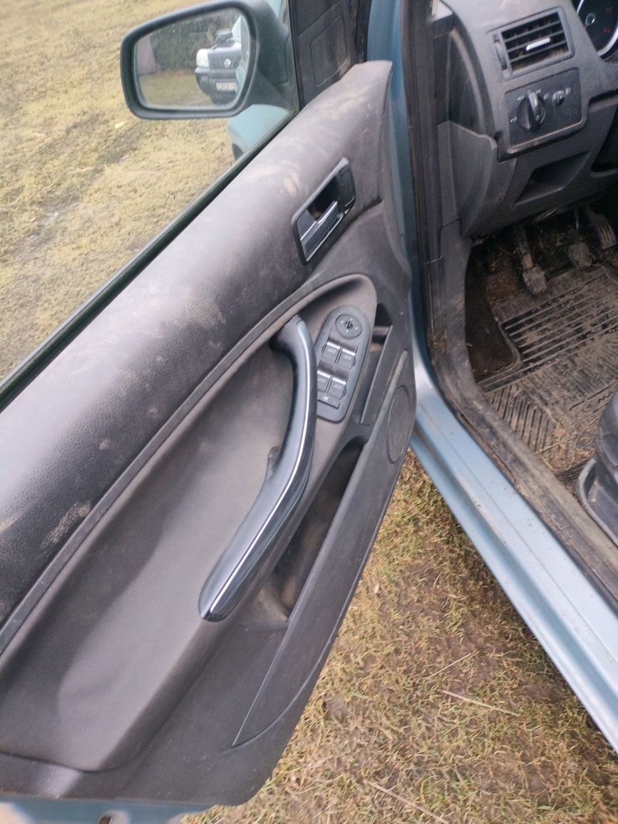 Ford C Max po liftingu na śróbki części 1.6 TDCI