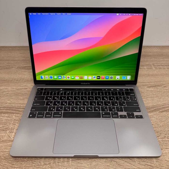 Apple MacBook Pro 2020  13" M1 / 8Gb / SSD 256Gb акб:87% (код: M0743)