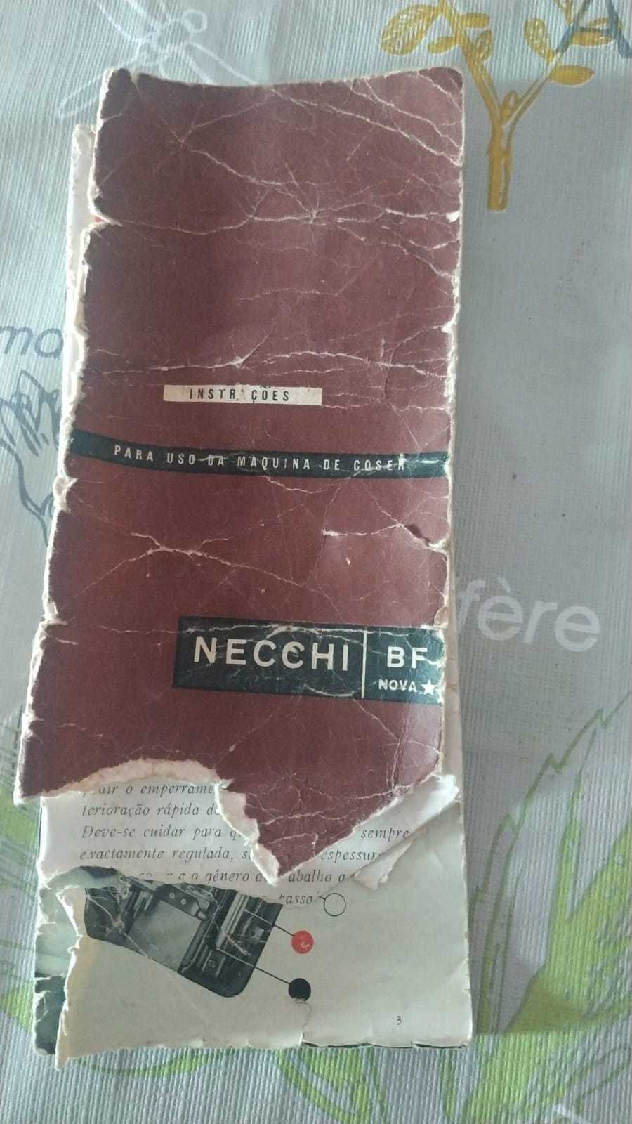 Máquina coser antiga - Necchi Bf Nova