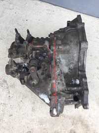 Коробка переч Mitsubishi Outlender 2,4