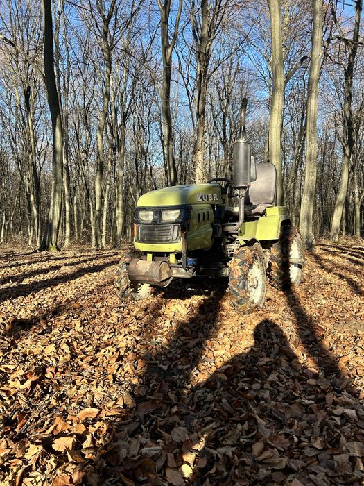 Продається міні трактор зубр