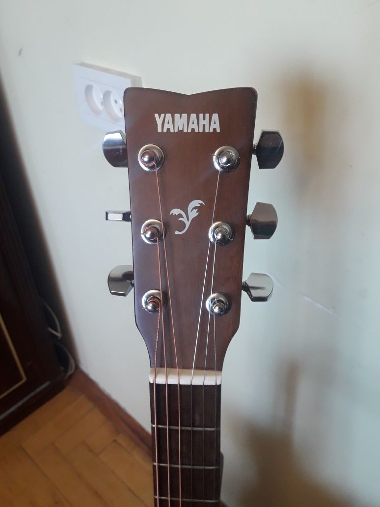 Гітара Ямааха звук на ютубі