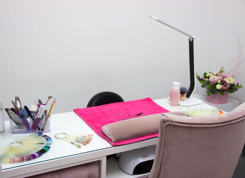 Mesa de Manicure Lacada