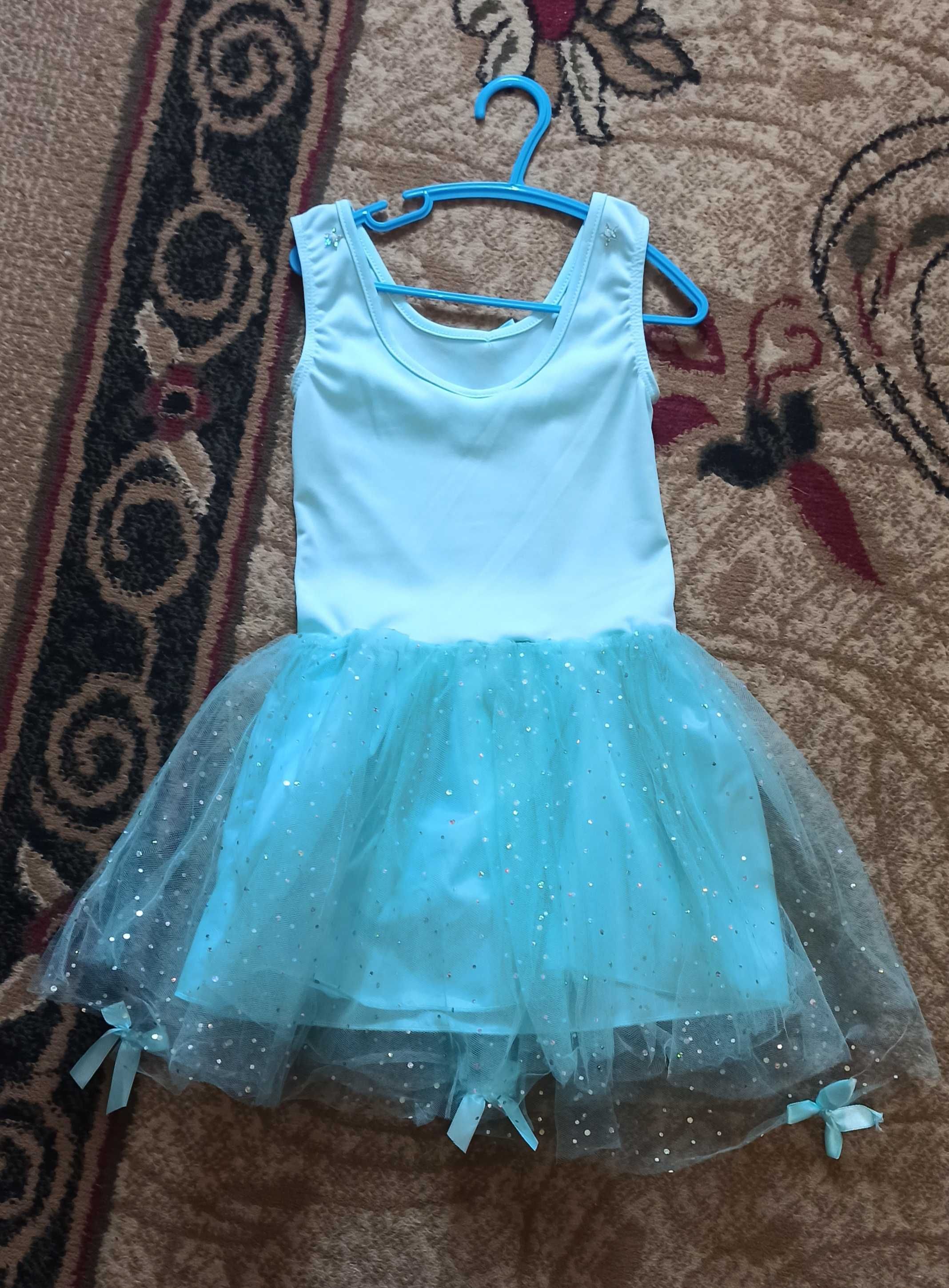 Платье для девочки 6 -7 лет