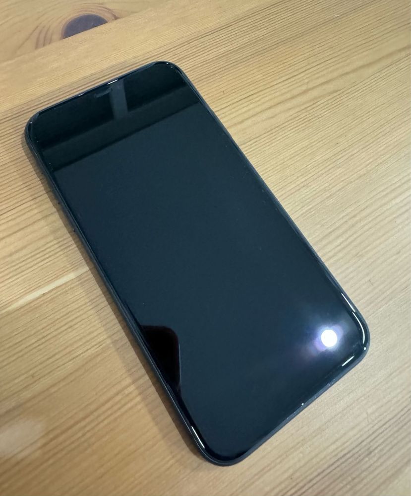 Vendo Iphone 11 preto 128gb