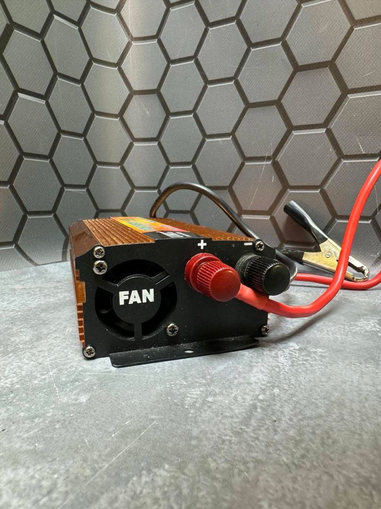 Інвертор B-qn power 2000w