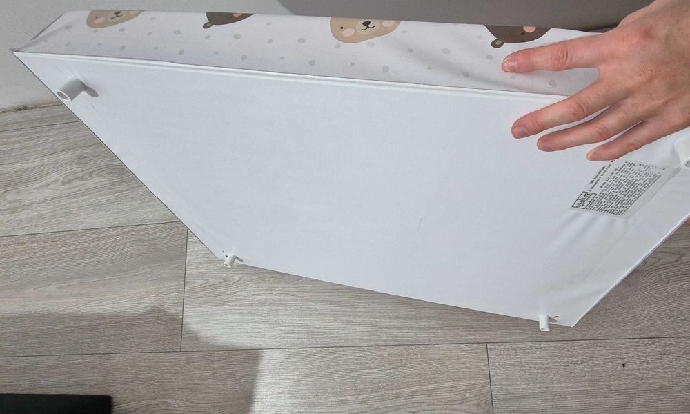 Przewijak na łóżeczko