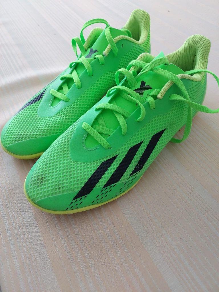 Buty halowe Adidas rozm 40 2/3