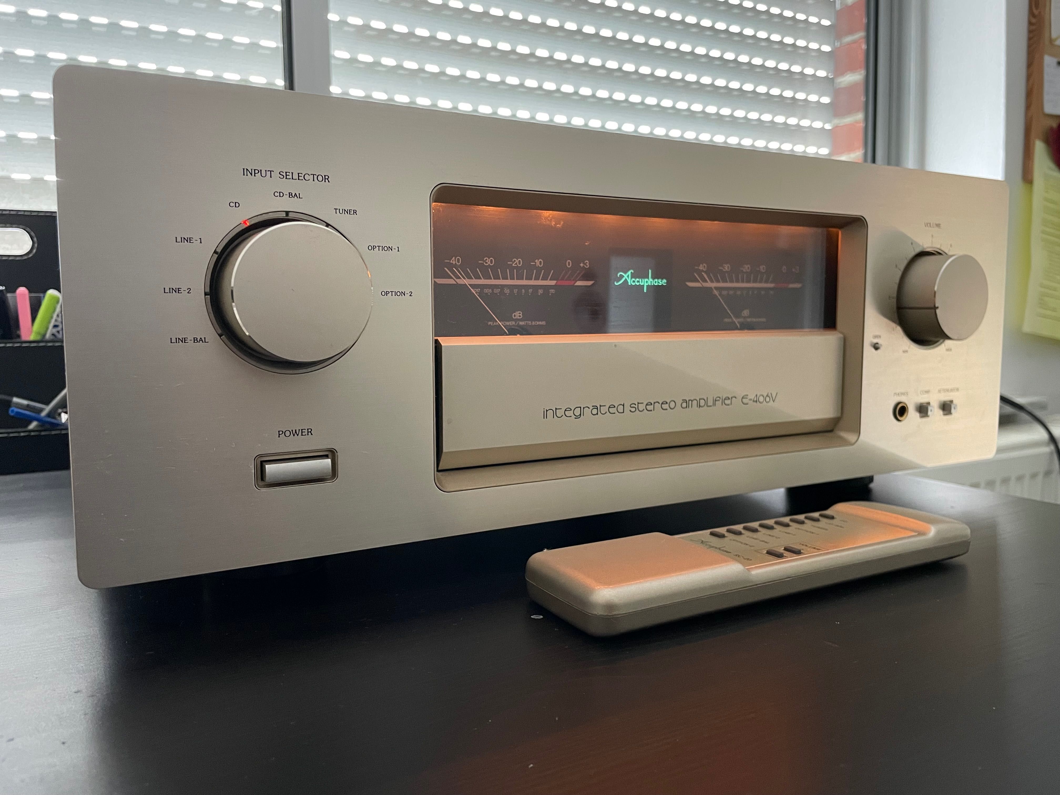 Wzmacniacz Accuphase e-406v z przedwzmacniaczem gramofonowym