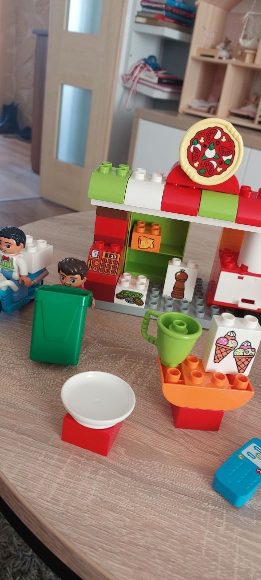 Lego Duplo Zestaw Pizzeria 10834