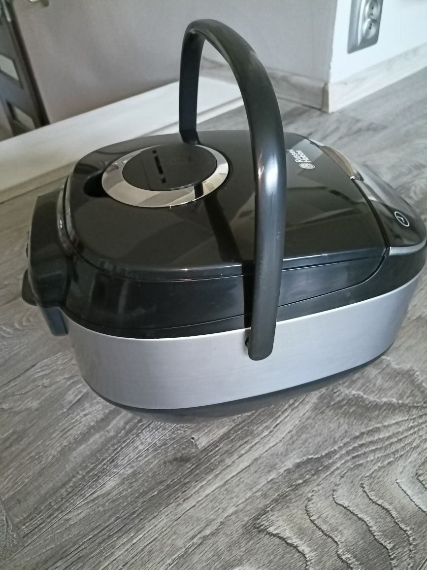 Multicooker Russell Hobbs