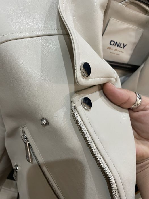 Косуха ONLY в актуальном цвете