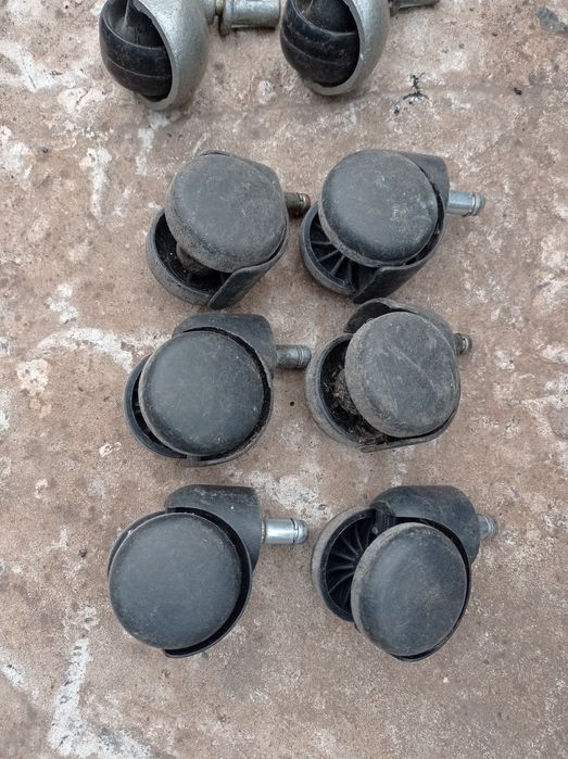 Колеса ролики мебельные