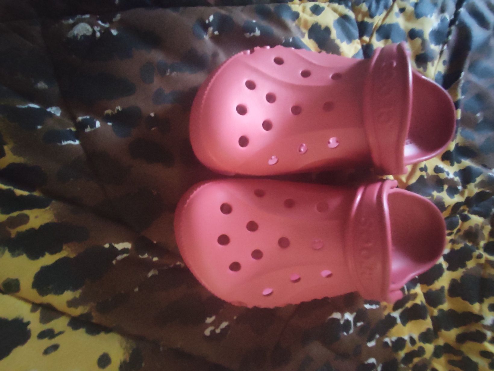 Crocs czerwone nowe 38
