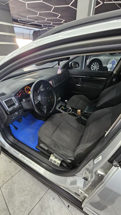 Продам Opel signum