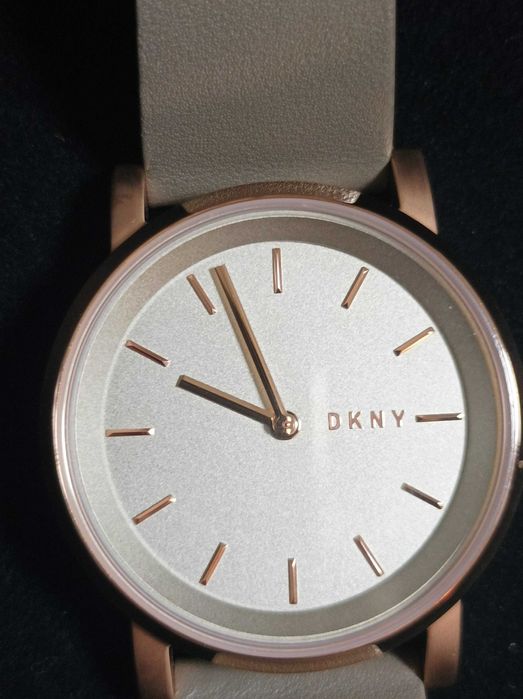 Zegarek damski DKNY jak nowy