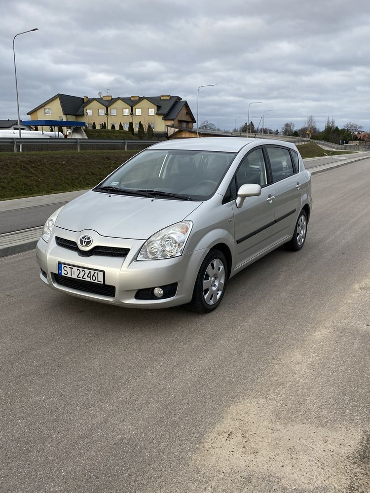 Toyota corolla verso 1.6