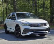 2022  Volkswagen Tiguan SE R-Line