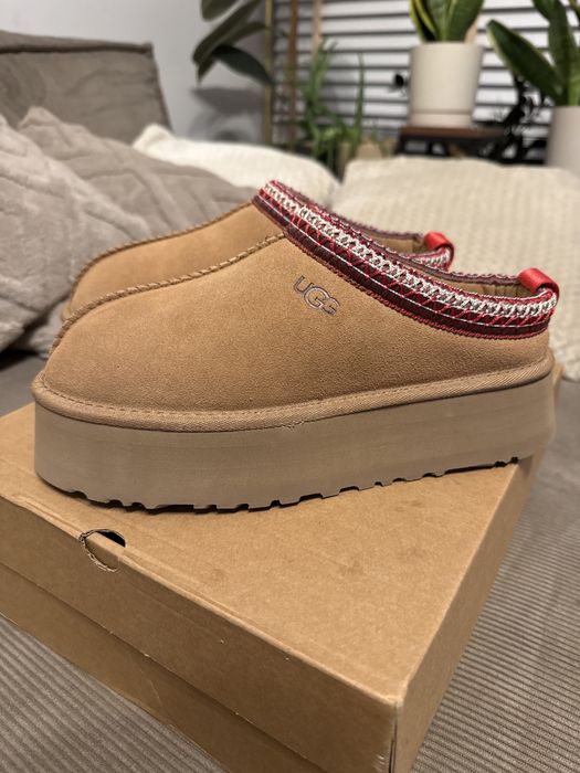 UGG W Mini Bailey Button II nowe rozmiar 39