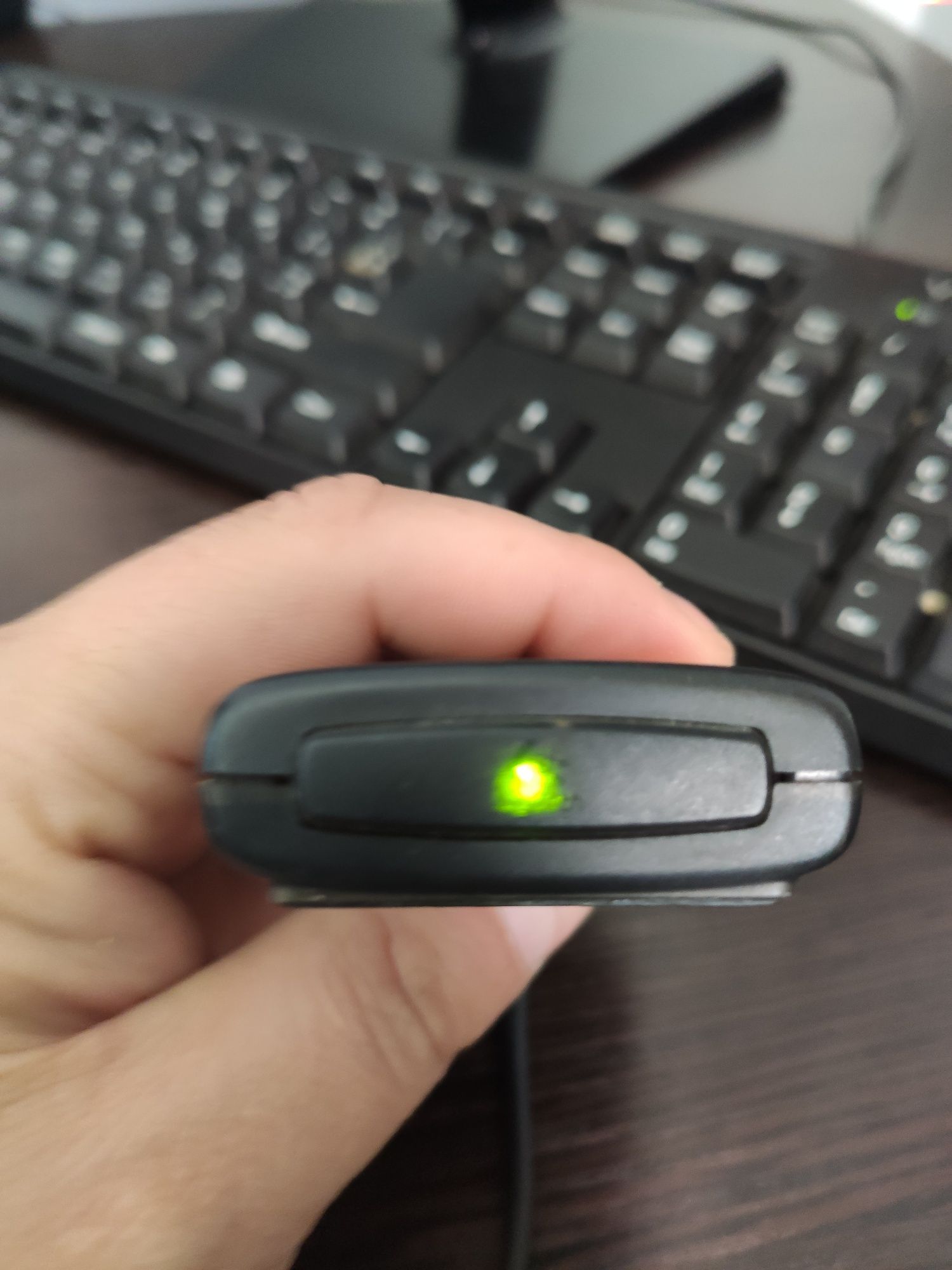 Logitech блютуз адаптер, Rumblepad 2 Wireless , Док-станція