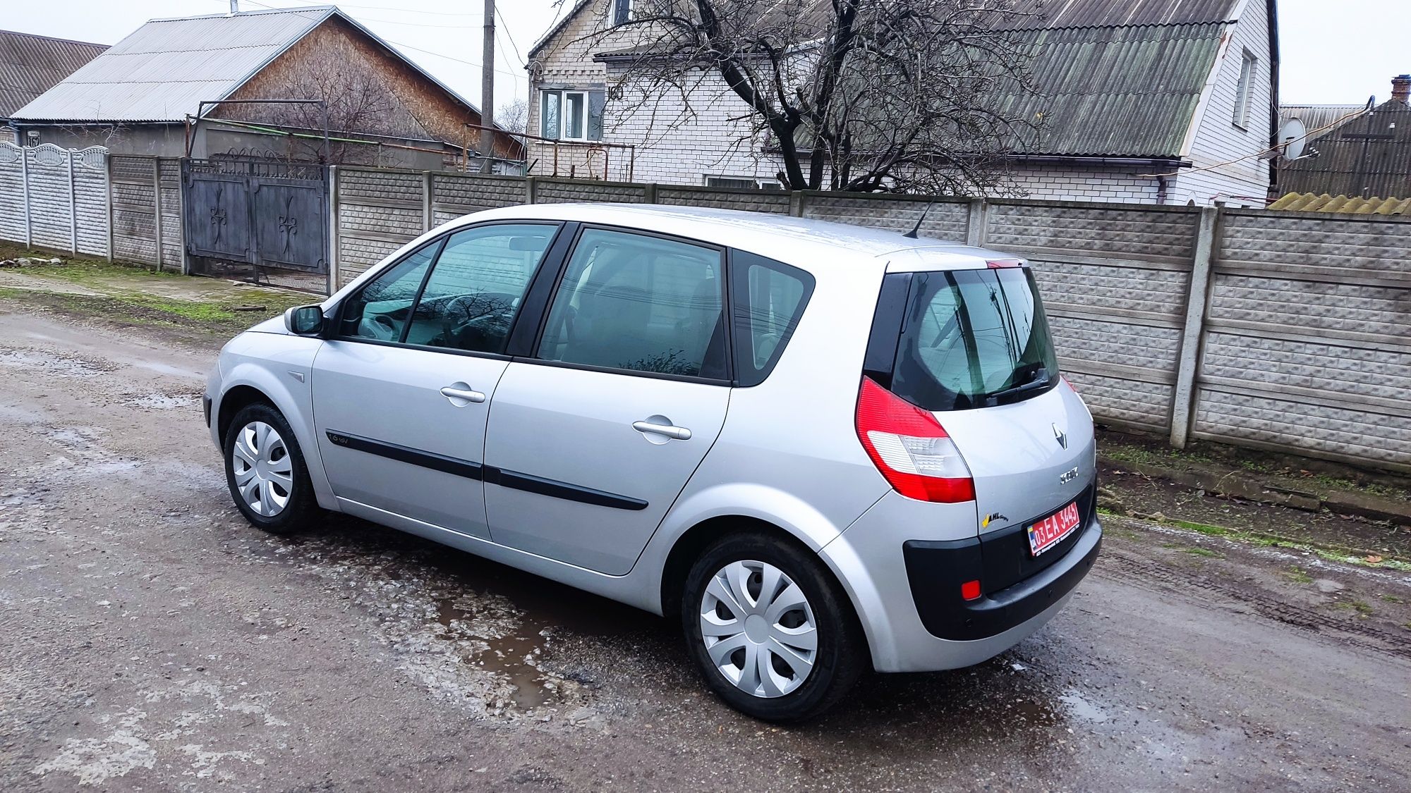 Продам Renault Scenic 2005 1.6 газ/бензин