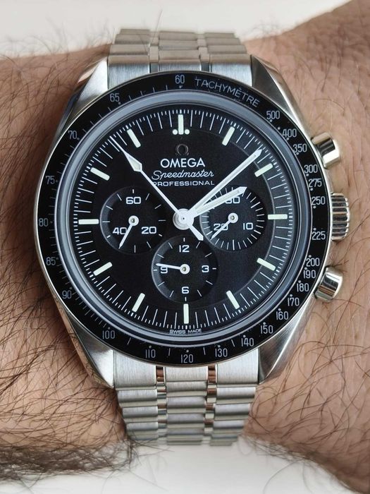 Omega Speedmaster Moonwatch 42mm Szafir 2023r.