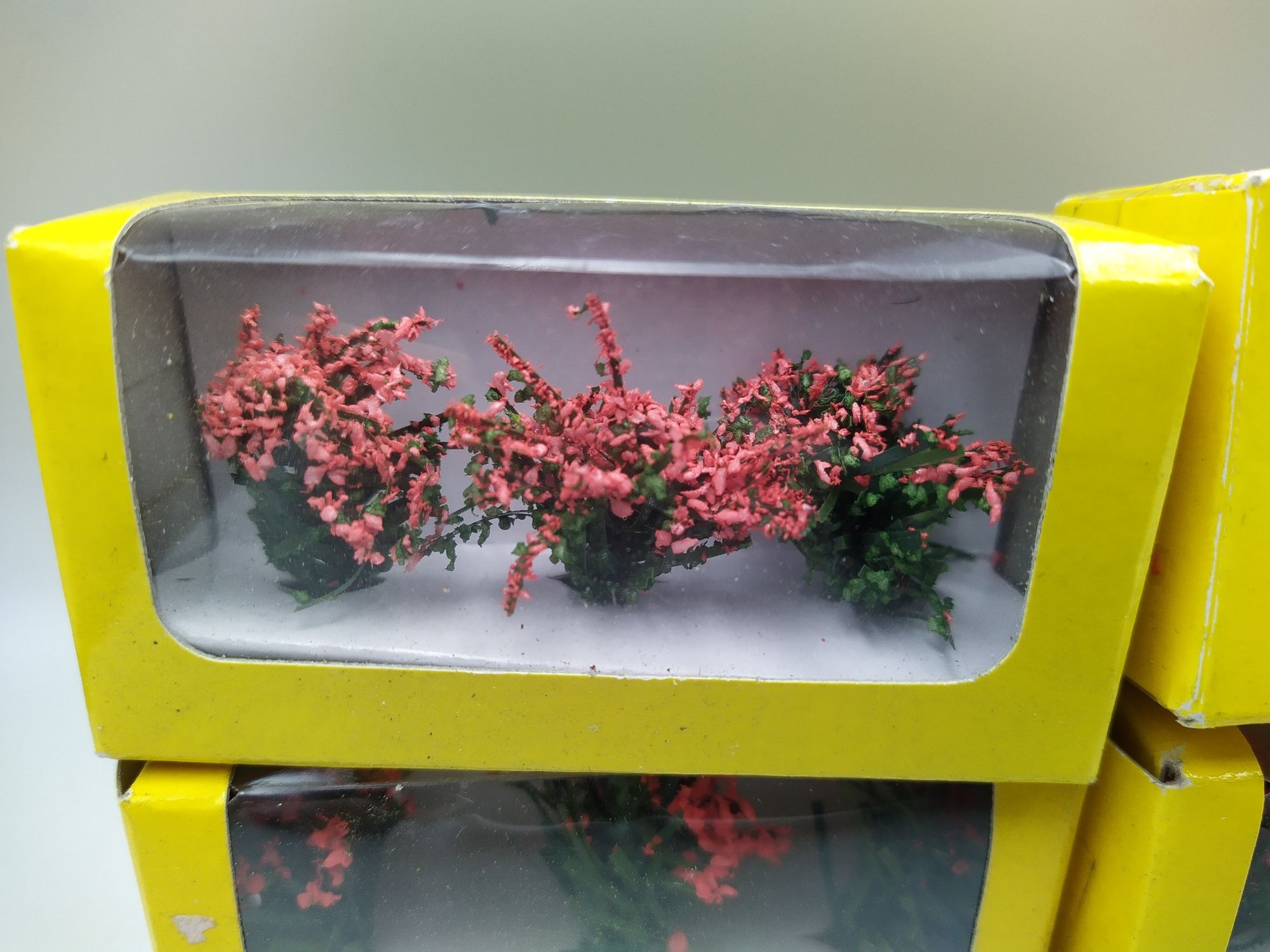 Krzaki krzaczki 4 sztuki makieta diorama kolejka Eaglemoss 1:87 H0