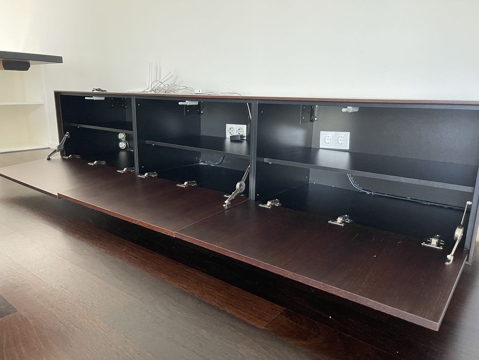 Móvel TV suspenso madeira