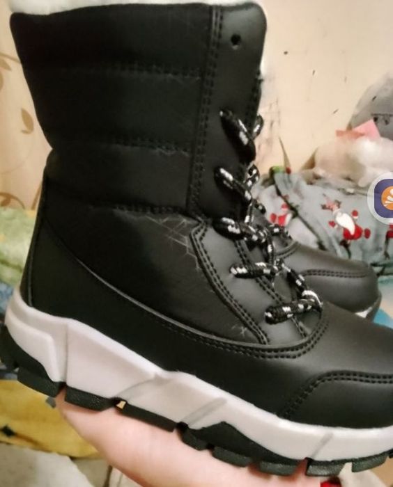 Buty dziecięce zimowe/ śniegowce rozmiar 28