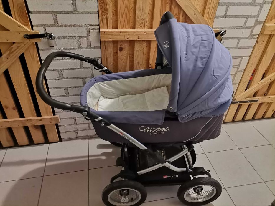 Wózek 3 w 1 - gondola, spacerówka, nosidełko.