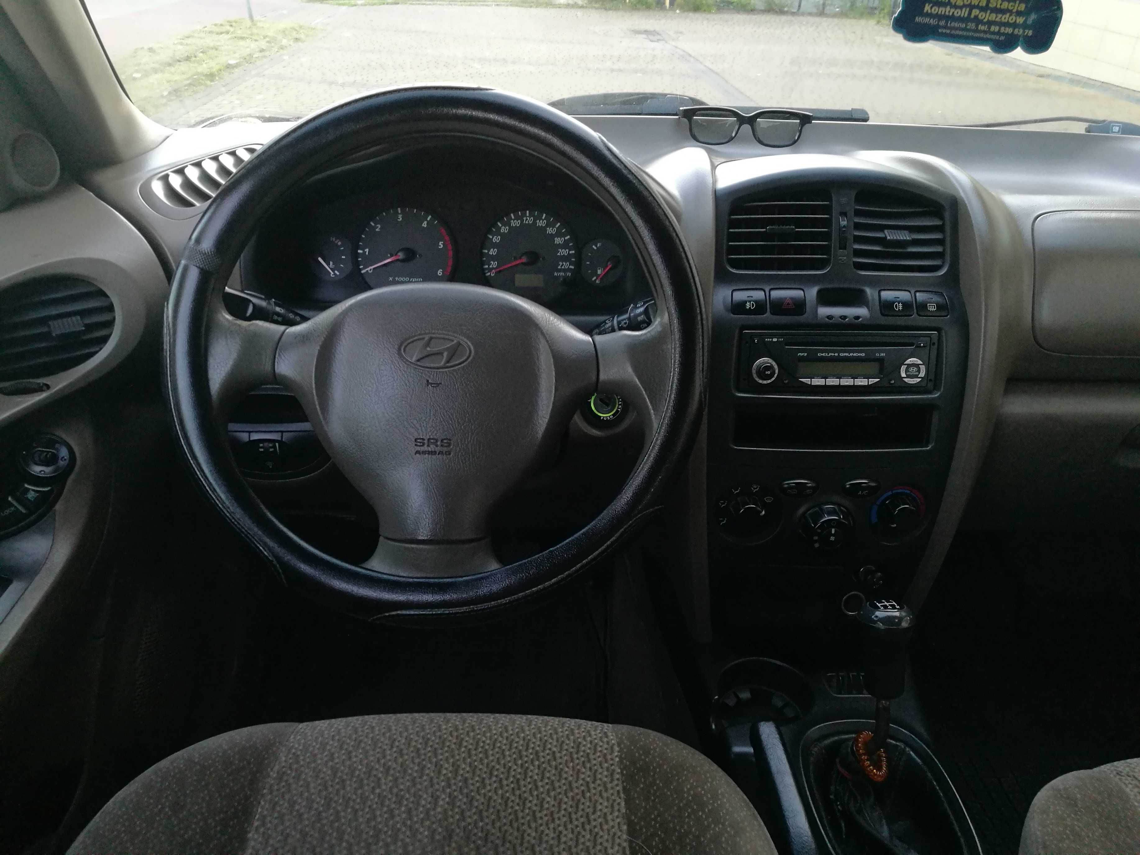 dobrze jeżdżący SUV Hyundai Santa FE. rok 2004. poj 2.0d. Ważne Opłaty
