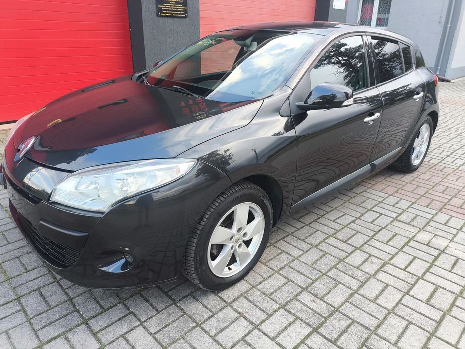 Renault Megane Sprowadzony z Niemiec stan bdb mały przebieg 1.6 16 V
