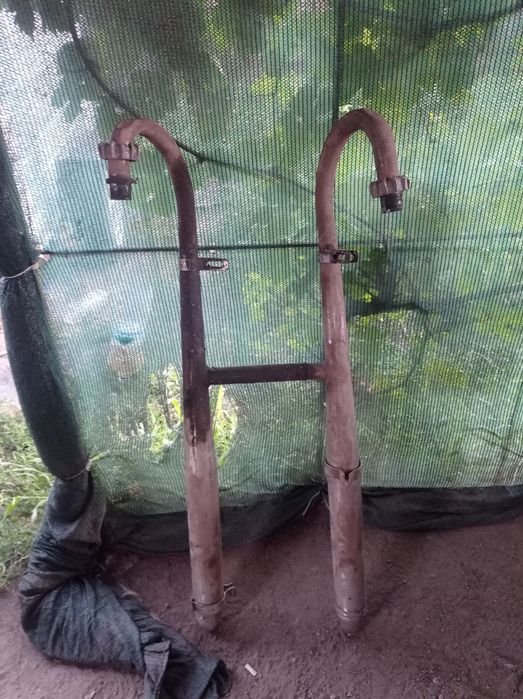 Глушитель и карбюратор от мотоцикла Днепр МТ-10