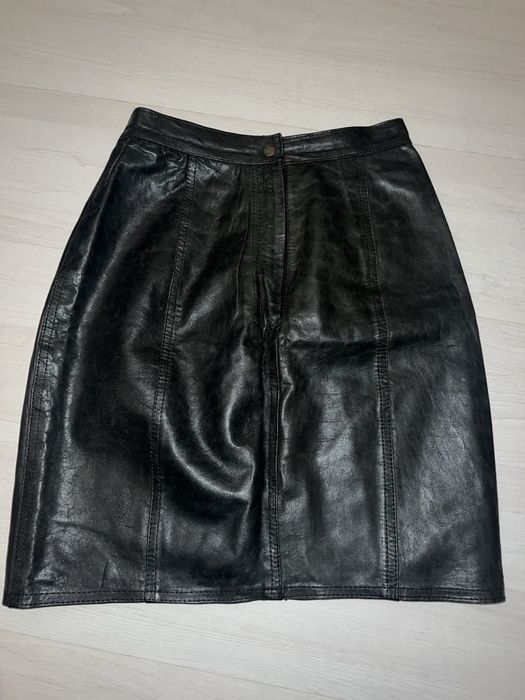 Шкіряна спідниця