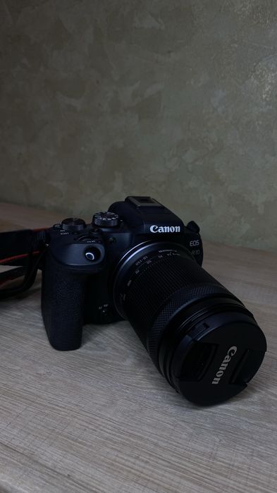 Фотоапарат Canon EOS R10+RF-S 18-150 IS STM
