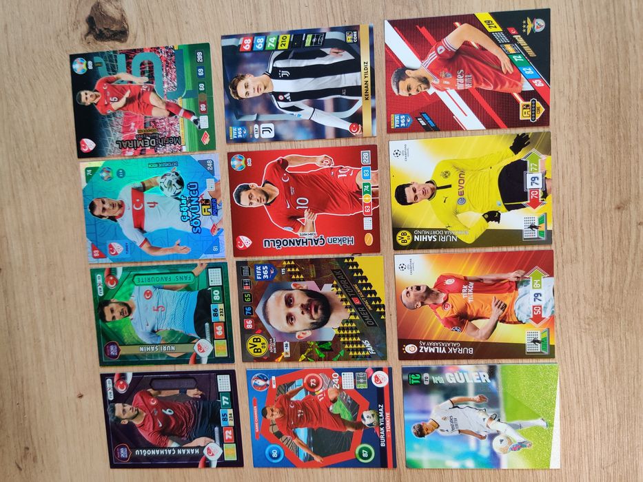 Zestaw karty piłkarskie Turcja panini adrenalyn XL topps.
