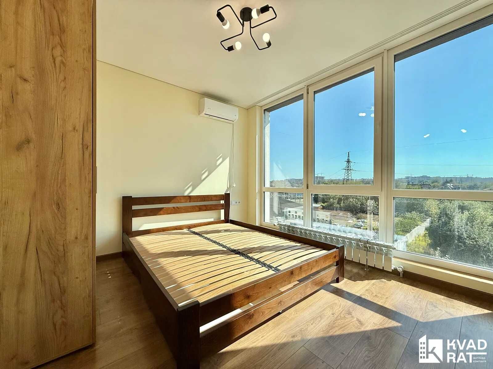 Продаж 1 кімнатної квартири з ремонтом на Manhattan up