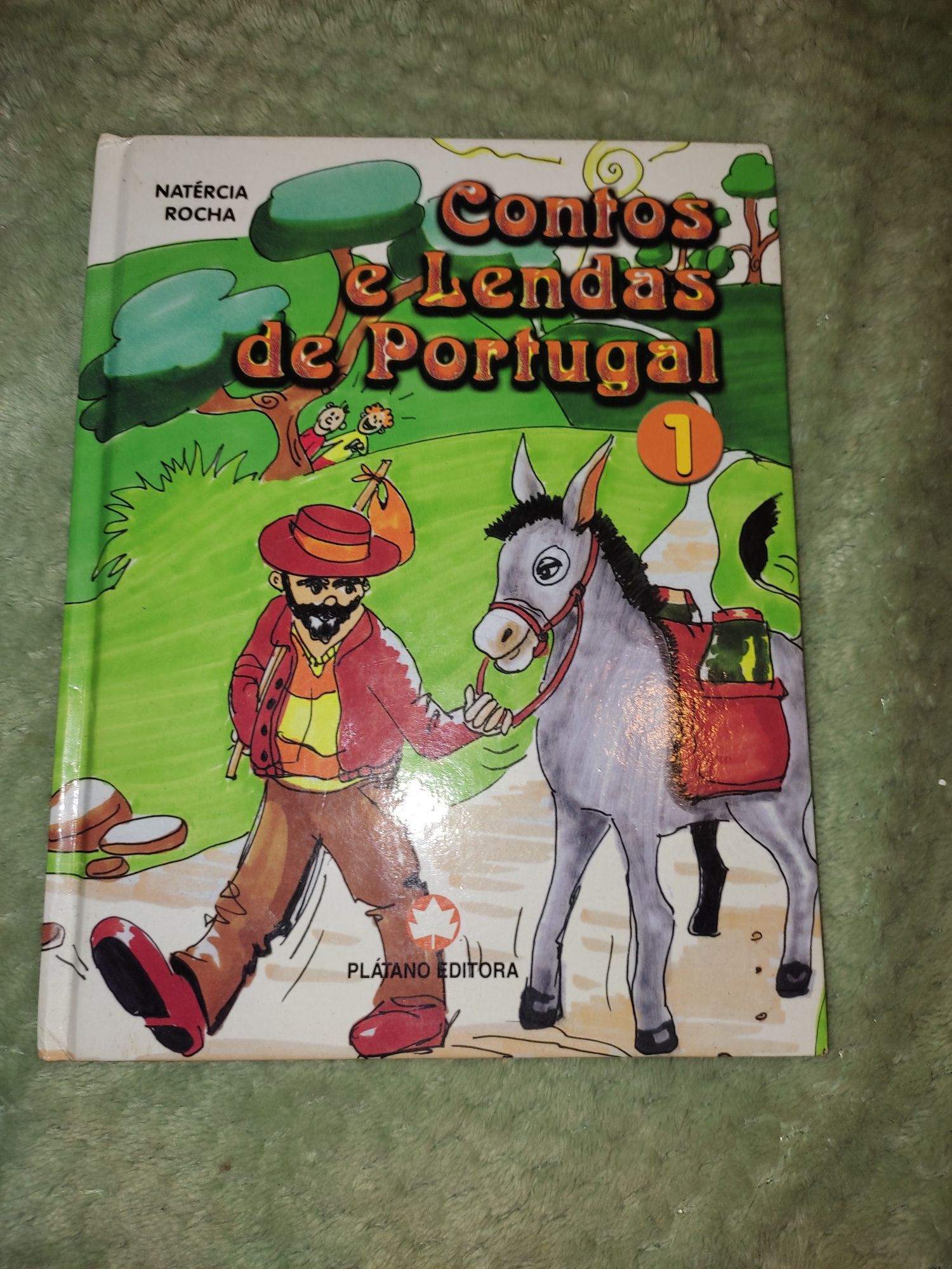 Livros variados.