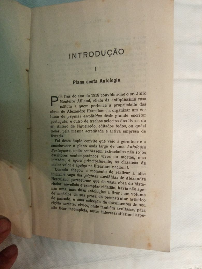 Quadros literários da história medieval, peninsular e portuguesa: 1919