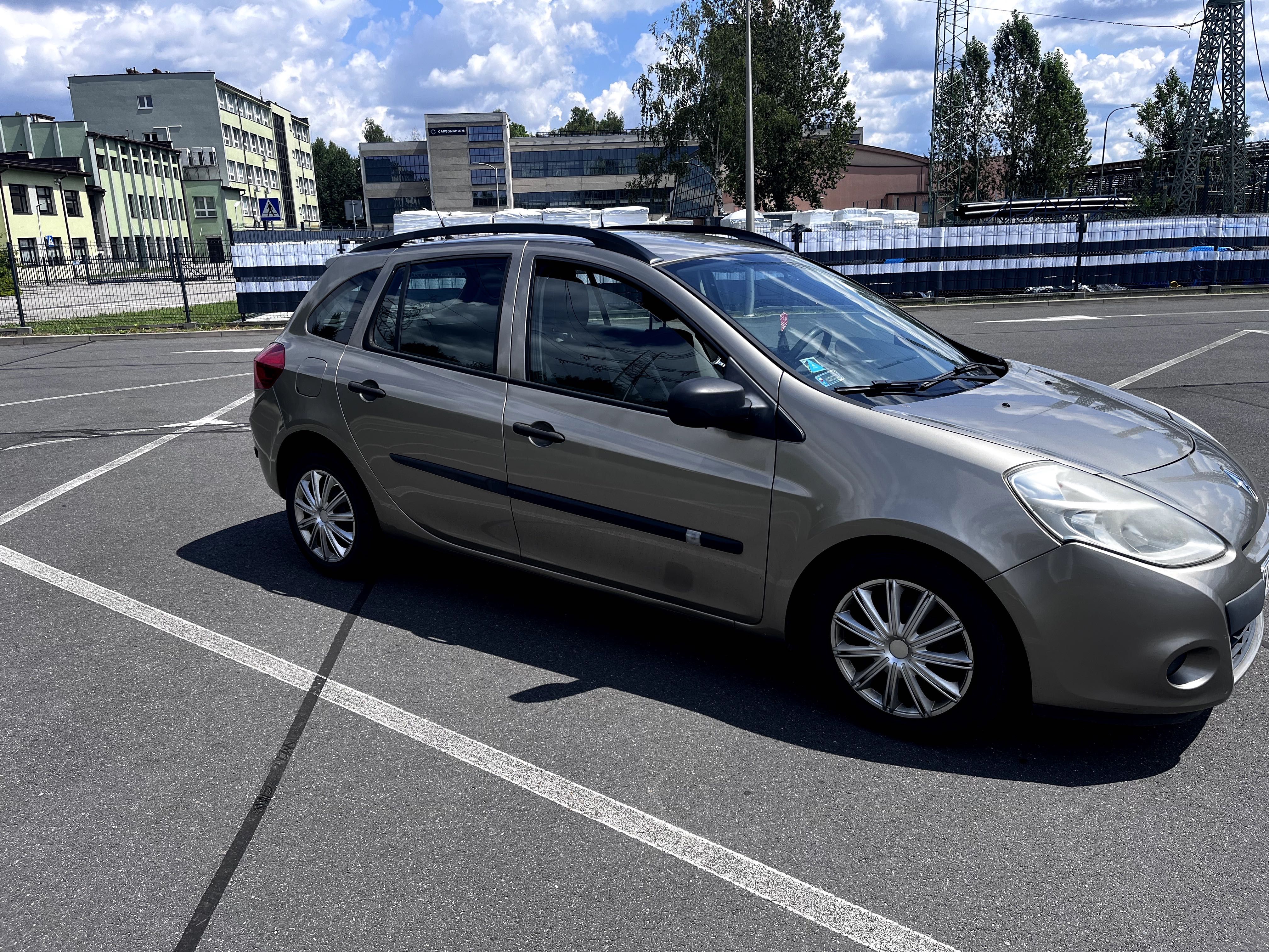 Renault Clio 2012 rok 1,5 tdi  przebieg 225000 tyś