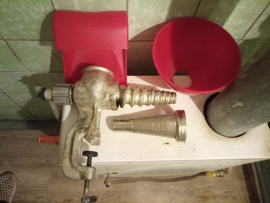 м'ясорубка СССР якісна для чавлення соку